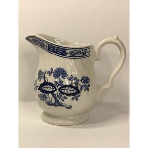 ROYAL ESSEX CREAMER MADE IN‎ England